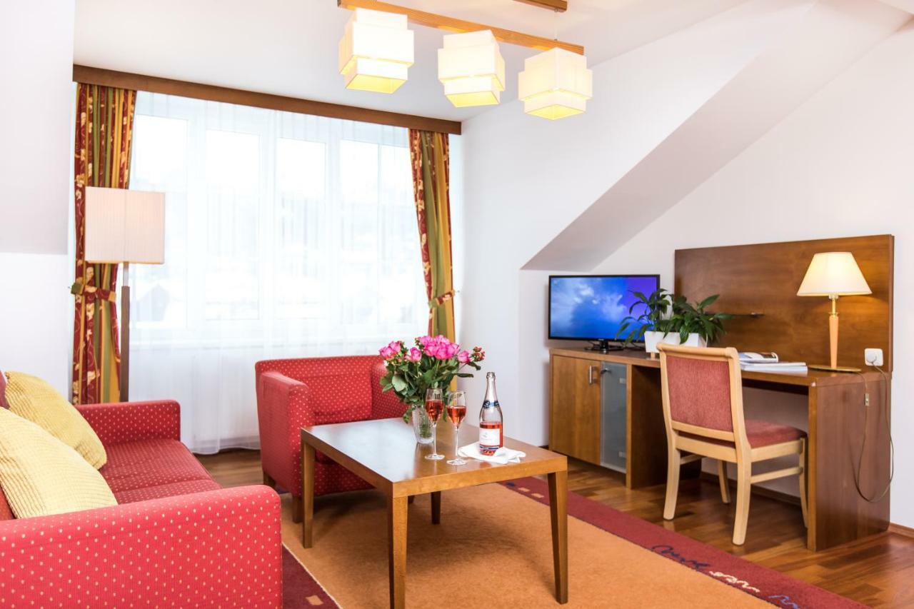 Hotel Am See - Seeresidenz Альтаусзее Экстерьер фото